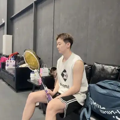 潘晨坤